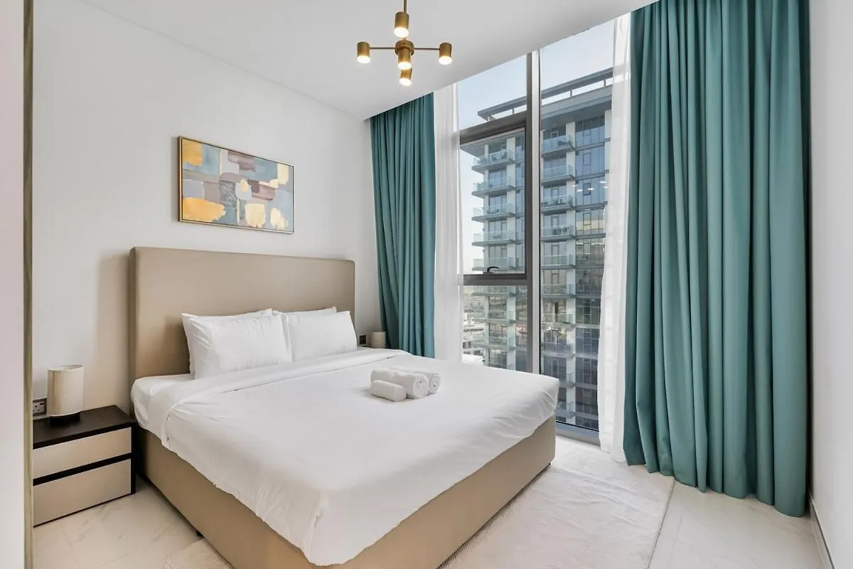 Bookable-3 Bed Crystal Lagoon Dubai